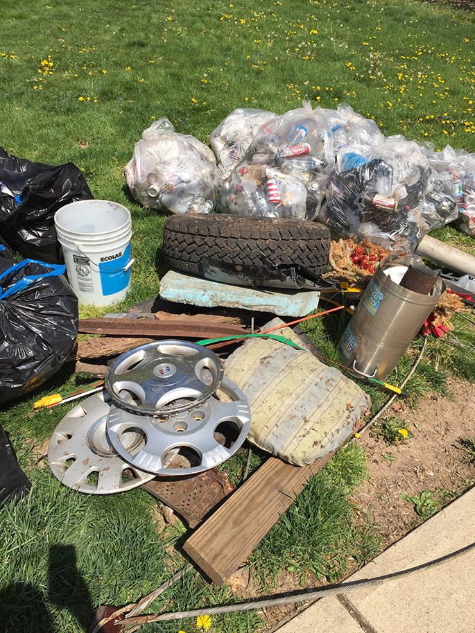 Trillion participates in Summit, NJ Earth Day Clean Up.