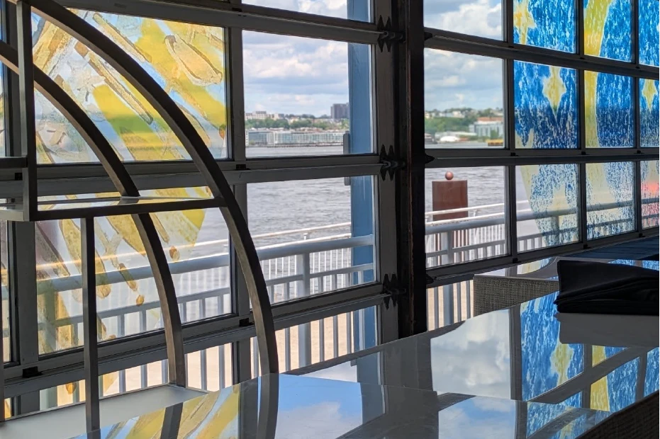 Modern-Gala-Venue-Architecture-–-Food-for-Thought-Event